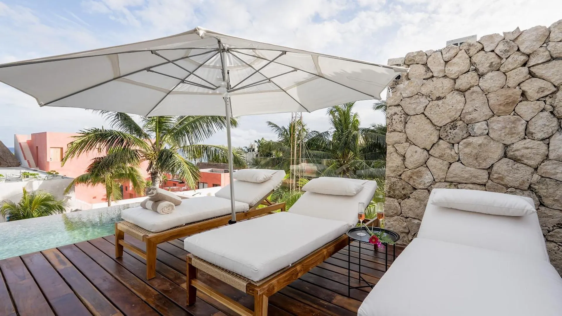Romeotulum Villa Mexico
