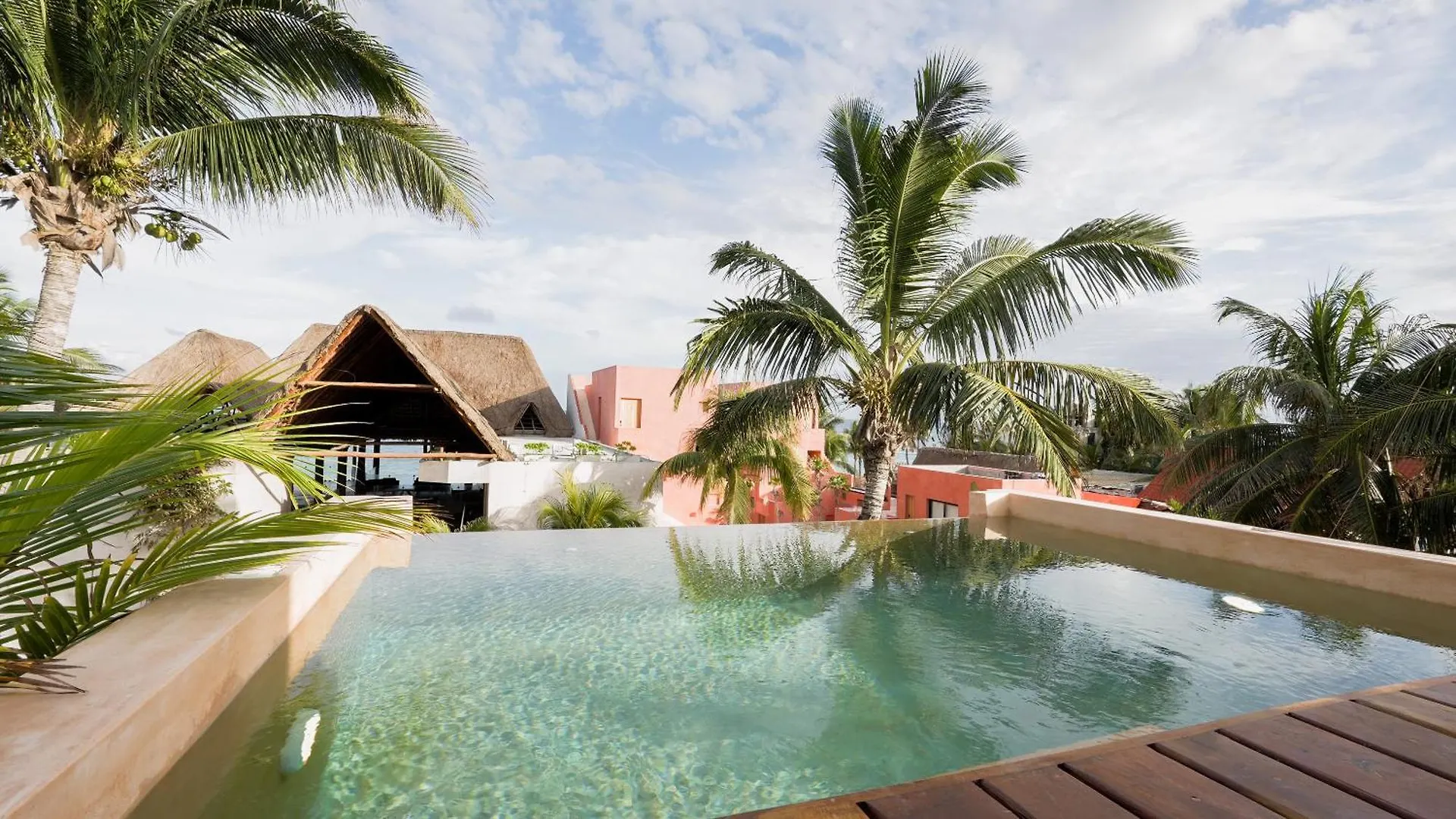 Romeotulum Villa